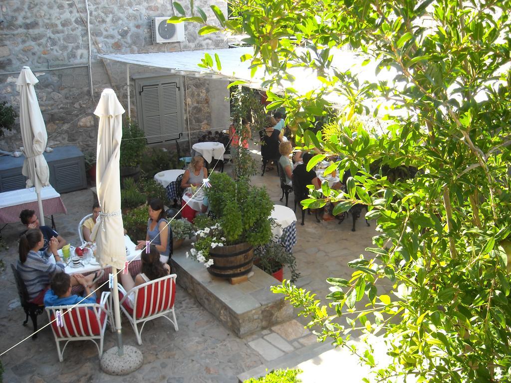 הידרה Theano Guesthouse מראה חיצוני תמונה