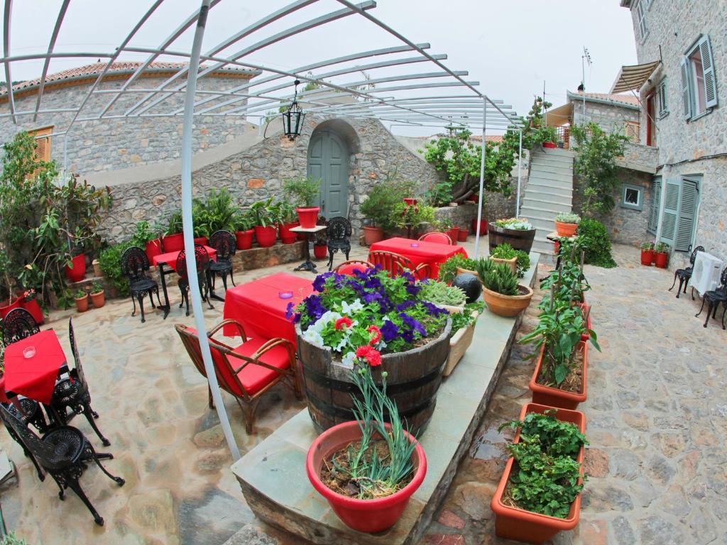 הידרה Theano Guesthouse מראה חיצוני תמונה